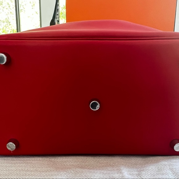 Brand New In Box Hermes Lindy size 26 - Picture 9 of 11